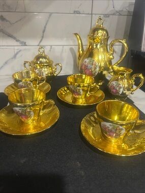 Gold Porcelain Tea Service with Romantic Medallion Accents